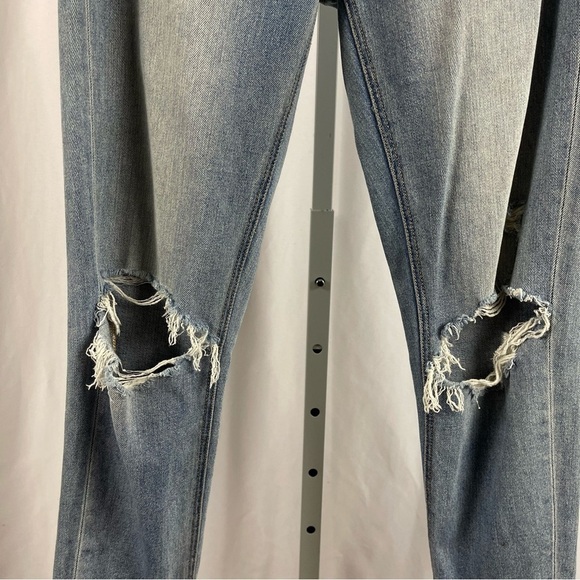 American Eagle Mom Jeans Size 0 Distressed High Waist Light Wash Cali - Picture 4 of 10